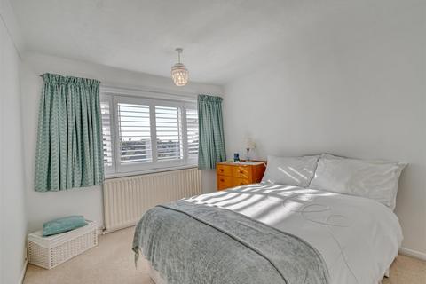 13 Grange Park, Albrighton, Wolverhampton, WV7 3EN