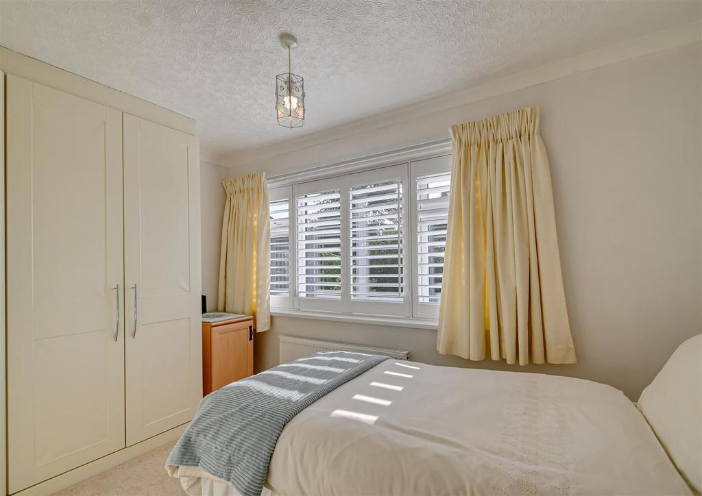 13 Grange Park-09.jpg