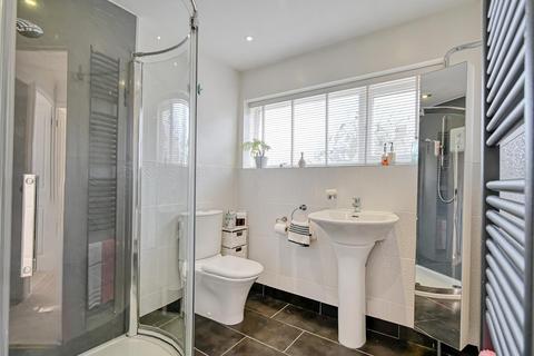 13 Grange Park, Albrighton, Wolverhampton, WV7 3EN