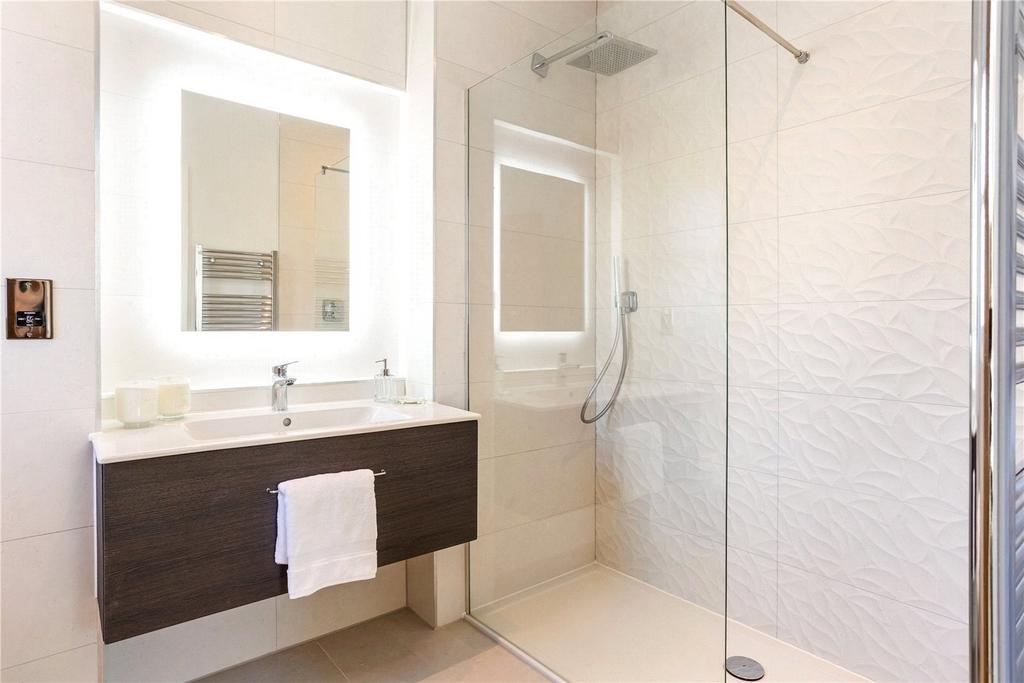 Example Ensuite