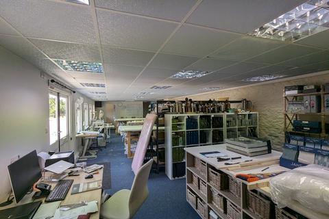 Office to rent, Unit 12 Home Farm, Loseley Park, Guildford Surrey, GU3 1HS