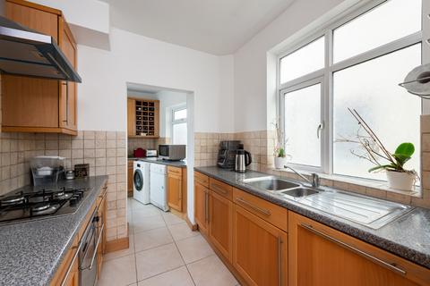 3 bedroom semi-detached house for sale, Hall Lane, London NW4