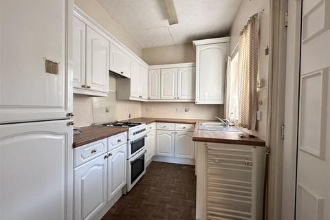 2 bedroom house for sale, Lower Darnborough Street, Off Bishopthorpe Road