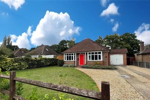 3 bedroom bungalow to rent, Wheeler Lane, Witley, Godalming, Surrey, GU8