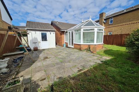 2 bedroom detached bungalow for sale, Bryn Derwen, Sketty, Swansea, City And County of Swansea.