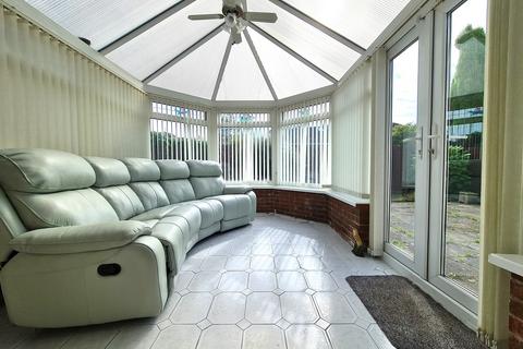 2 bedroom detached bungalow for sale, Bryn Derwen, Sketty, Swansea, City And County of Swansea.