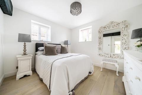 undefined, Holyrood Cottage,  Church End,  OX29