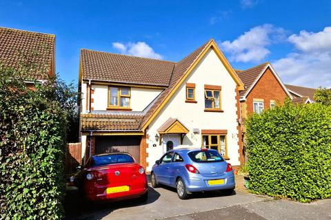 4 bedroom detached house for sale, Olivier Close, Burnham-on-Sea, TA8