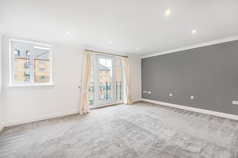 undefined, Newland Gardens, Hertfordshire SG13