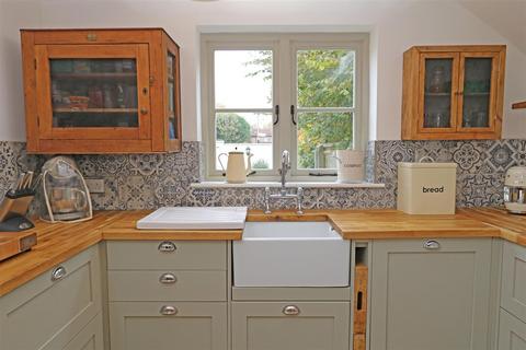 Barle Cottage Chinnor Road, Towersey, Thame, OX9 3QY