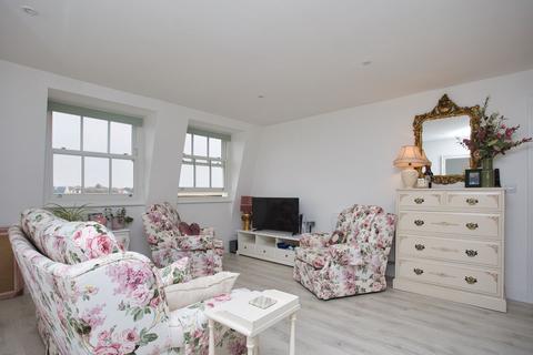 2 bedroom apartment for sale, Richmond Street, Herne Bay, CT6