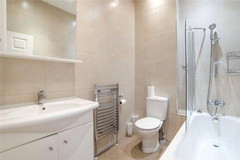 4 bedroom apartment to rent, 387 Camden Road, Islington, London, N7