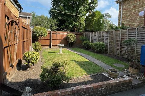 2 bedroom detached bungalow for sale, The Green, Stotfold, Hitchin, SG5