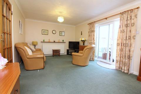 2 bedroom detached bungalow for sale, The Green, Stotfold, Hitchin, SG5