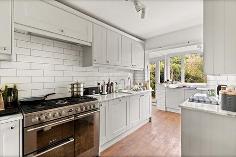 45 Nursery Lane, Whitfield, Dover, CT16 3EX