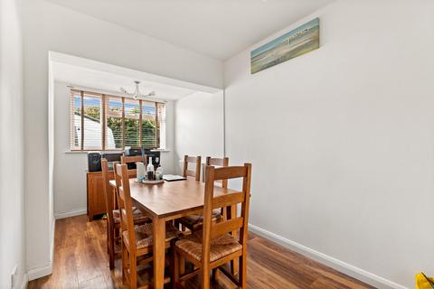 45 Nursery Lane, Whitfield, Dover, CT16 3EX