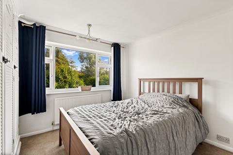 45 Nursery Lane, Whitfield, Dover, CT16 3EX