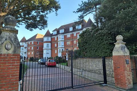 St. Annes Road, Upperton, Eastbourne BN21