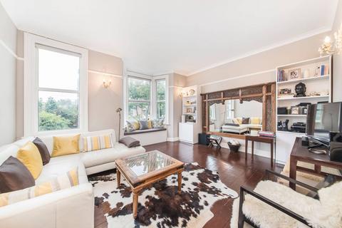 3 bedroom flat to rent, Brewster Gardens, North Kensington, London, W10