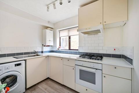 1 bedroom flat for sale, Cheltenham Close, New Malden, KT3