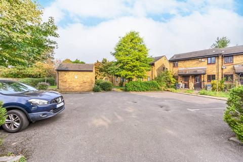 14 Cheltenham Close, New Malden, KT3 3EY