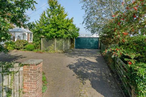 3 bedroom detached bungalow for sale, Crayke, York