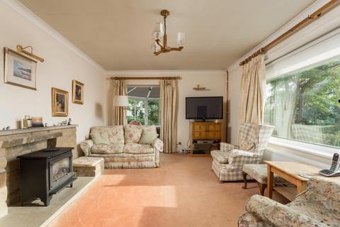 3 bedroom detached bungalow for sale, Crayke, York