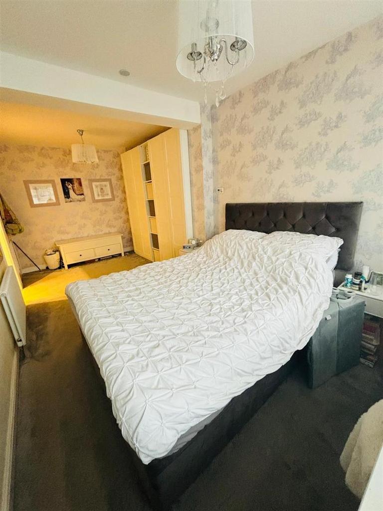 Bed7.jpg