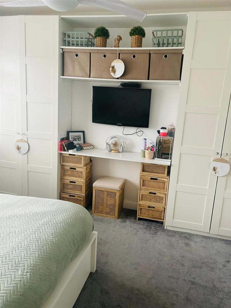 Bed10.jpg
