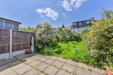 64 Stirling Road, London, N22 5BP
