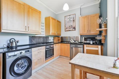 2 bedroom flat for sale, St Johns Park, Blackheath, London, SE3