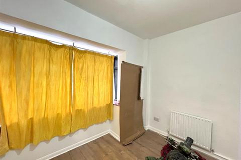 2 bedroom house to rent, Sutherland Road, Edmonton N9