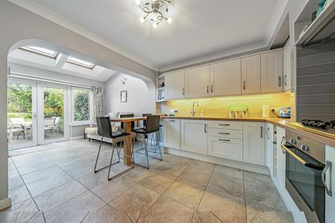 3 bedroom semi-detached house for sale, Heath Rise, Hayes