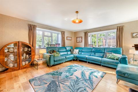 4 bedroom house for sale, Old School Lane, Ryarsh, West Malling