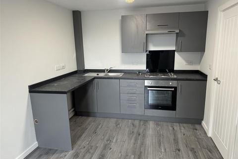 1 bedroom flat to rent, Cape Hill, Smethwick