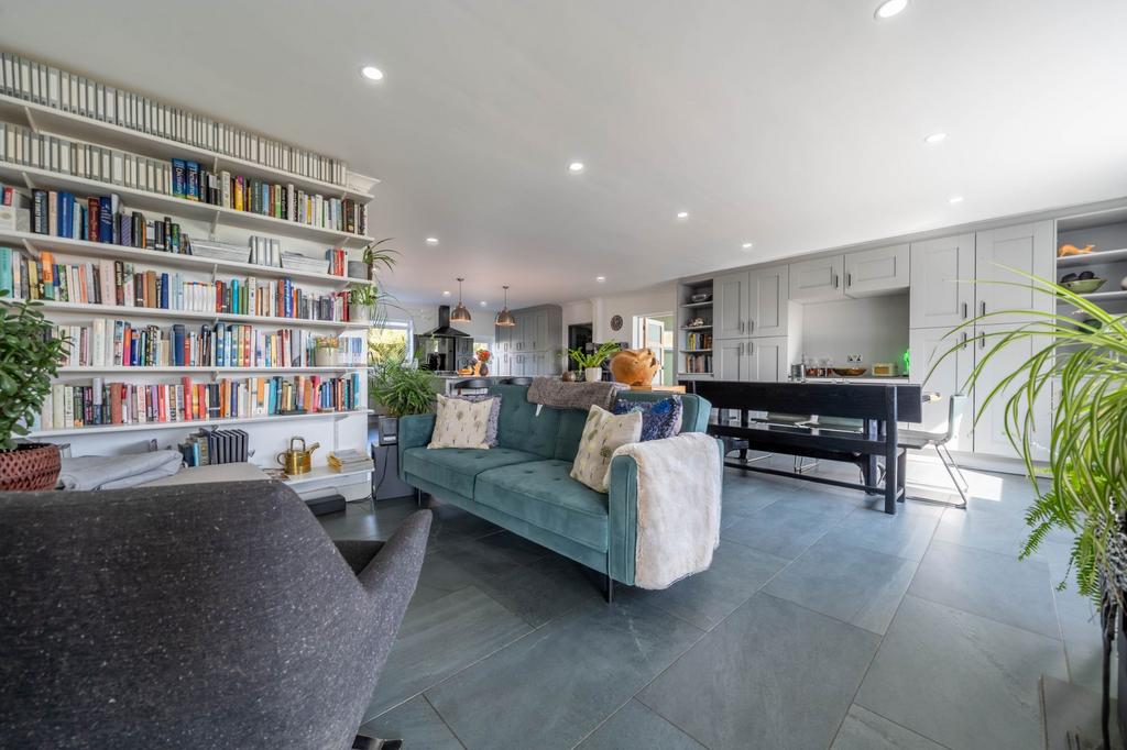 Kitchen living area