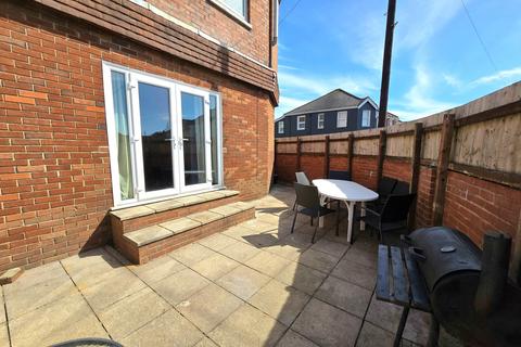 15 Bennett Road, Bournemouth, BH8 8QG