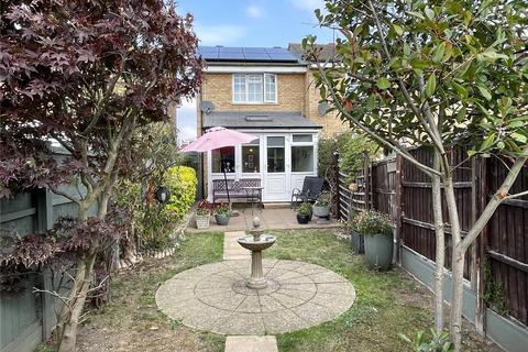 2 bedroom end of terrace house for sale, Corringham Road, Stanford-le-Hope, Essex, SS17