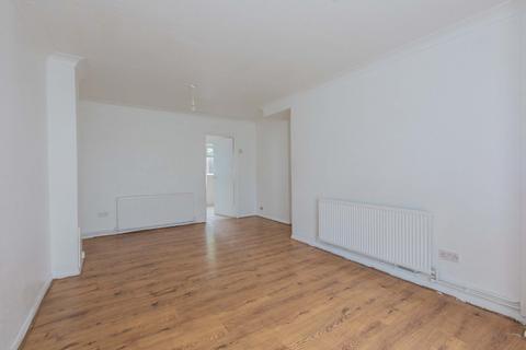 36 Tweed Road, Slough, SL3 8XA