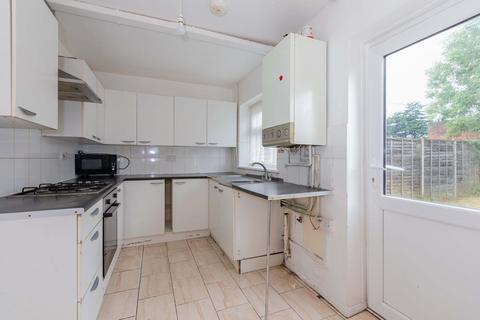 36 Tweed Road, Slough, SL3 8XA