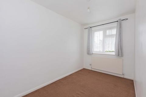 36 Tweed Road, Slough, SL3 8XA