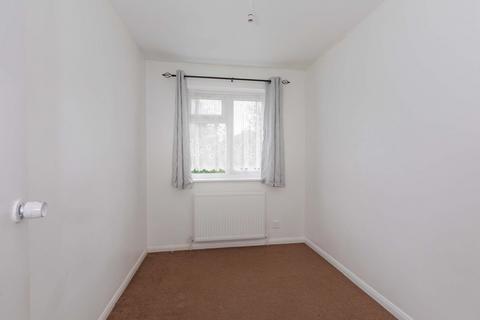 36 Tweed Road, Slough, SL3 8XA