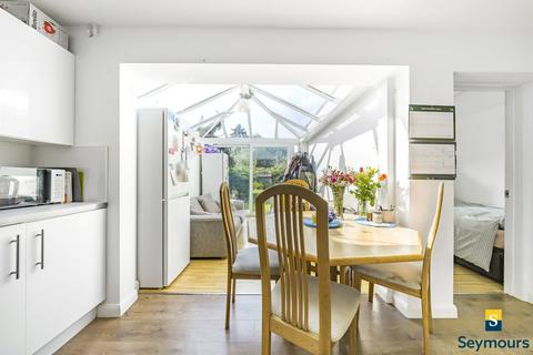 65 Pond Meadow, Guildford, GU2 8LG