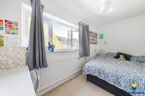 65 Pond Meadow, Guildford, GU2 8LG
