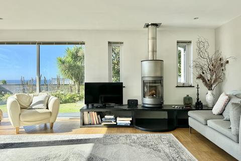 5 bedroom bungalow for sale, Lamorna, Trevone, PL28