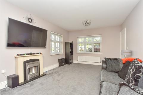 Porcelain Close, Sittingbourne, Kent