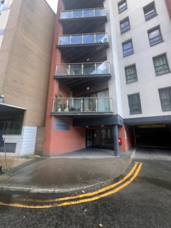 3 bedroom apartment to rent, 30 City Road East, Manchester, M154TD