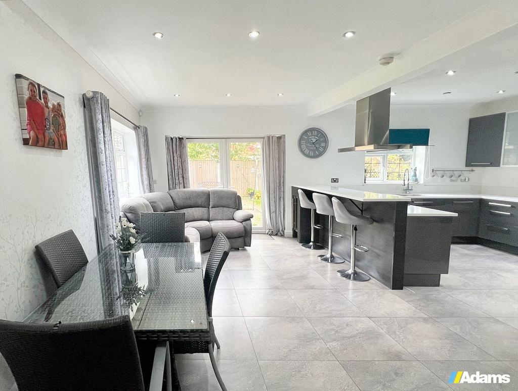 Norlands Lane, Widnes 3 bed detached bungalow for sale £525,000