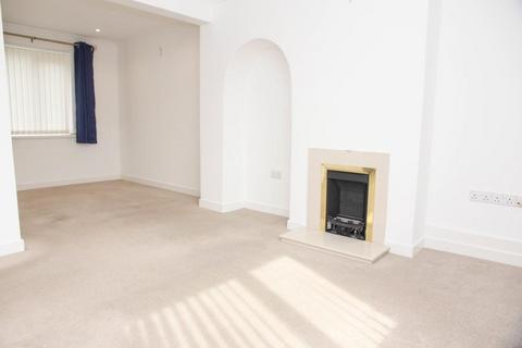 2 bedroom terraced house to rent, Trenoweth Road, Penzance, TR18