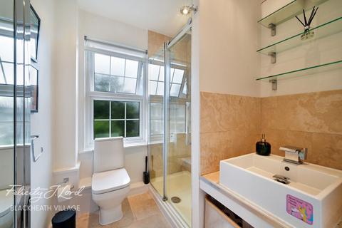 32 Ryculff Square, London, SE3 0SN